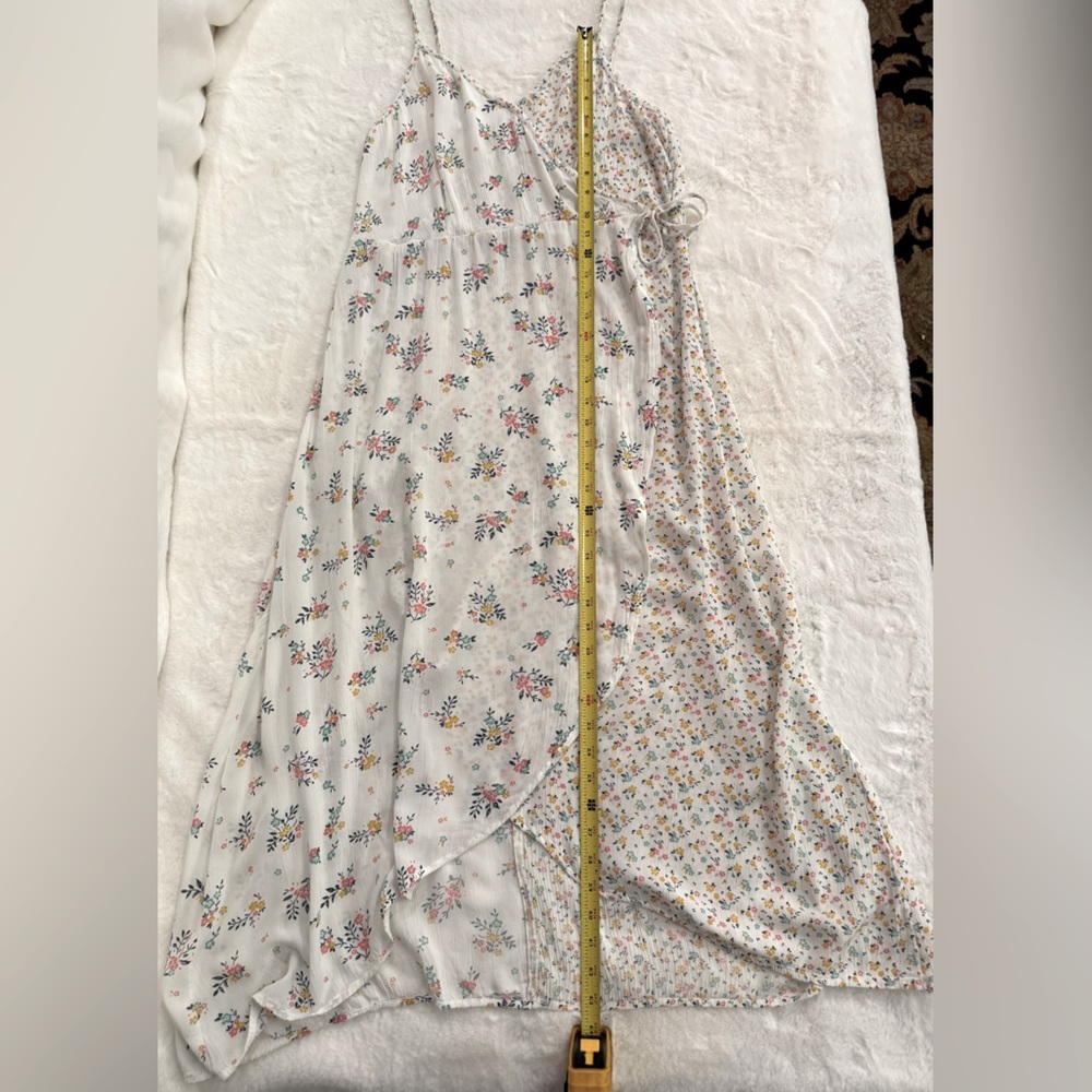 Mudd Super Soft Dainty Floral Boho Country Chic Faux Wrap Midi Summer Dress - Picture 13 of 13